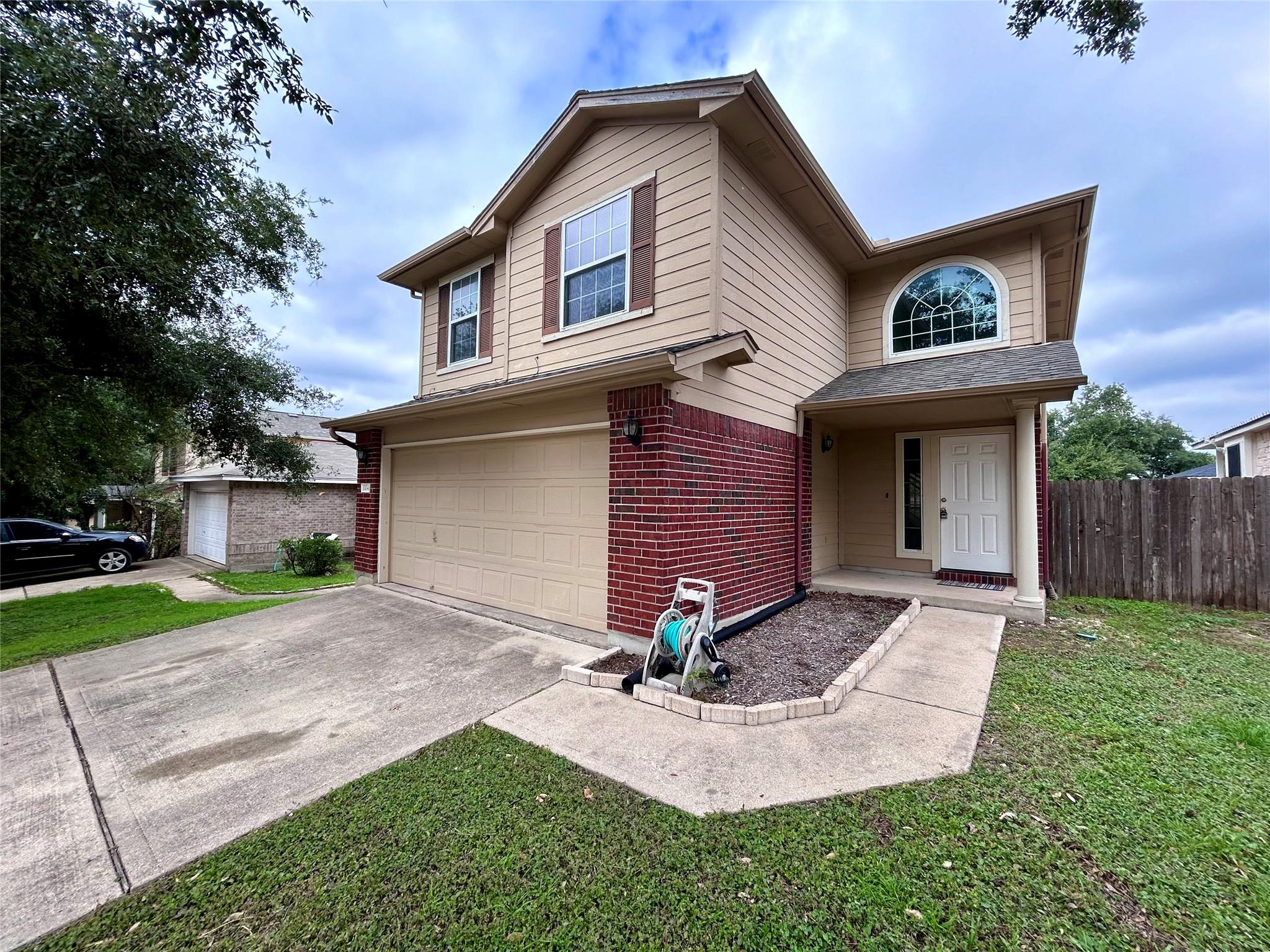1104 Doras Dr, Pflugerville, TX 78660