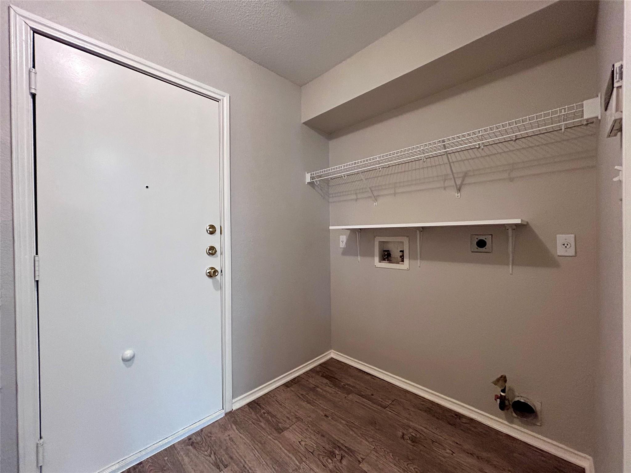 1104 Doras Dr, Pflugerville, TX 78660