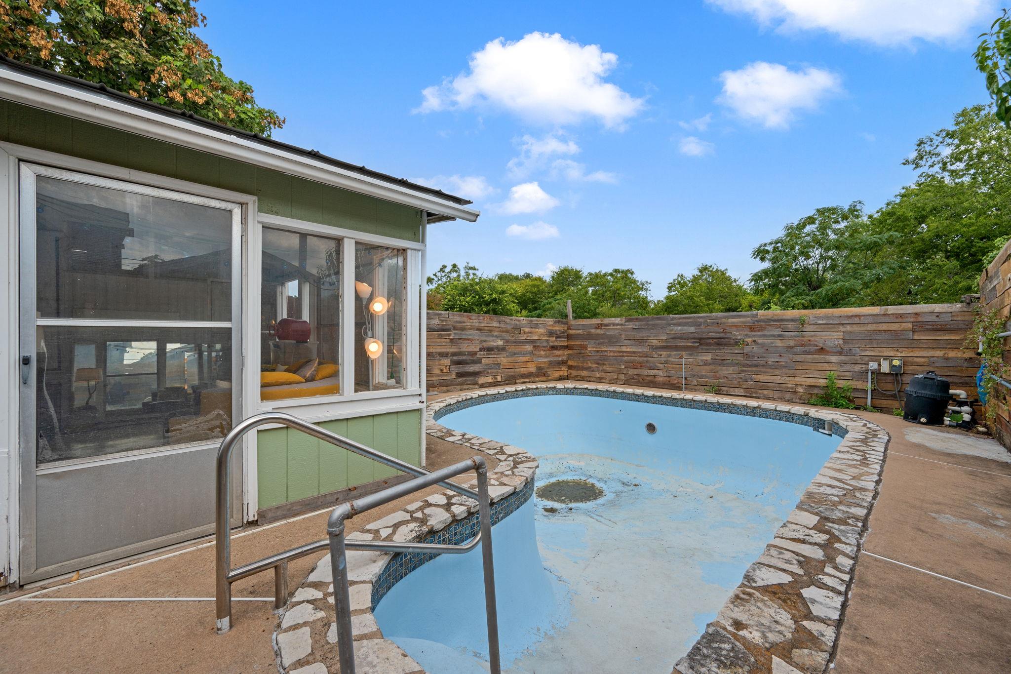 503 San Jose St, Austin, TX 78753