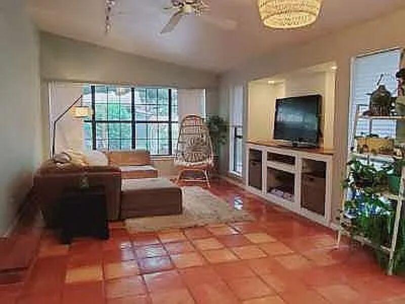 11108 Henge Dr, Austin, TX 78759