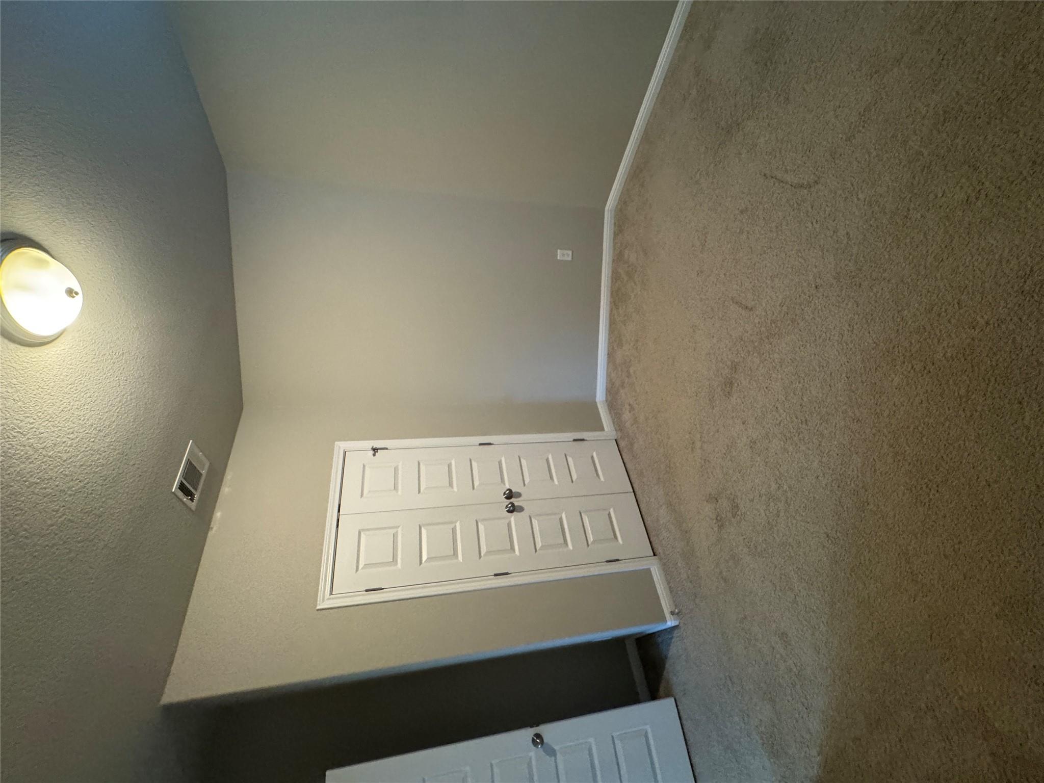 204 Wilderness Trl, Elgin, TX 78621