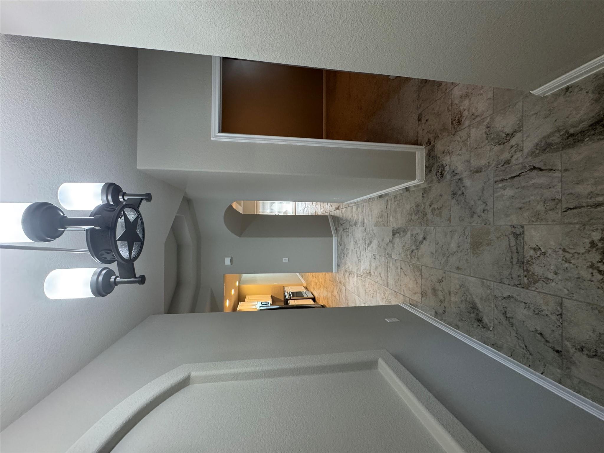 204 Wilderness Trl, Elgin, TX 78621