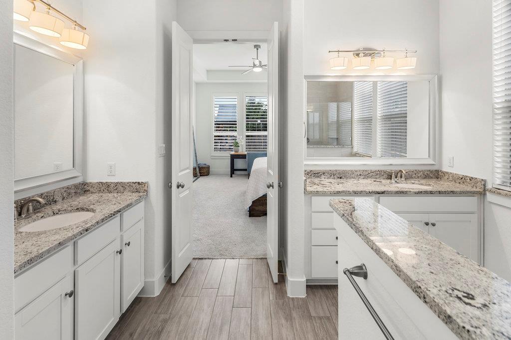 569 Stone River Dr, Austin, TX 78737