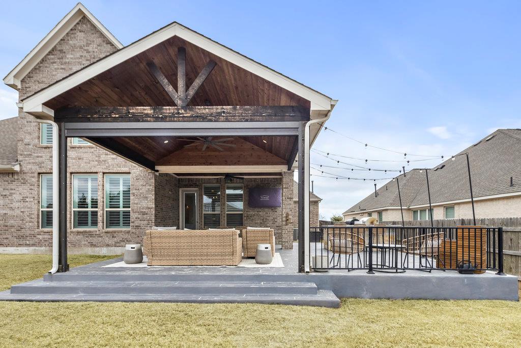 569 Stone River Dr, Austin, TX 78737