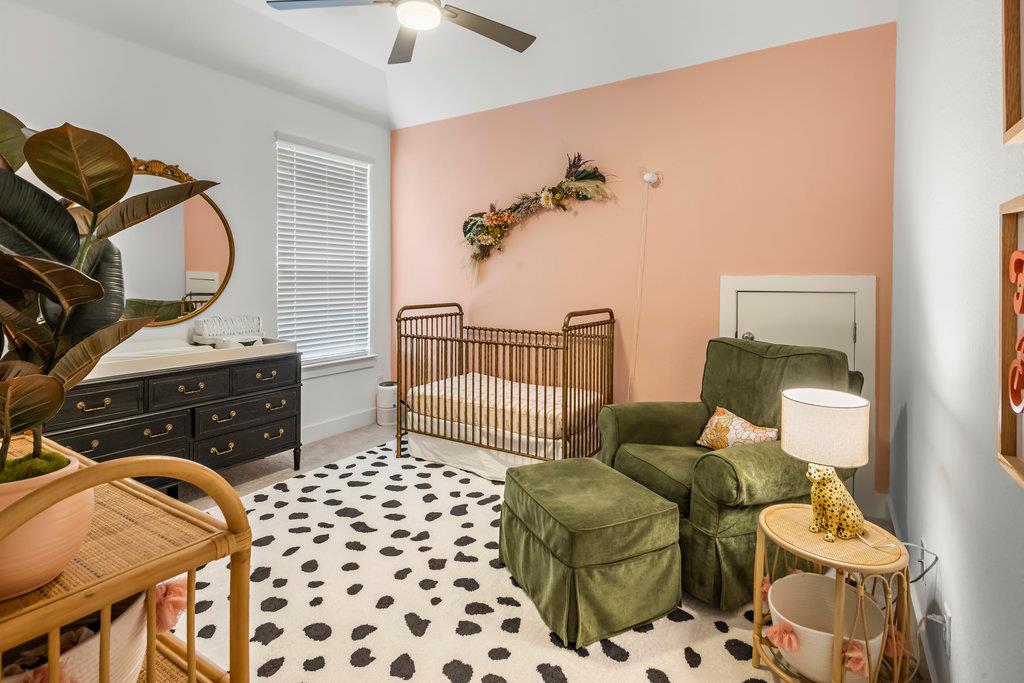 569 Stone River Dr, Austin, TX 78737