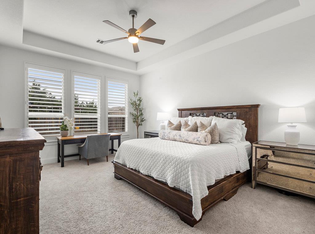 569 Stone River Dr, Austin, TX 78737