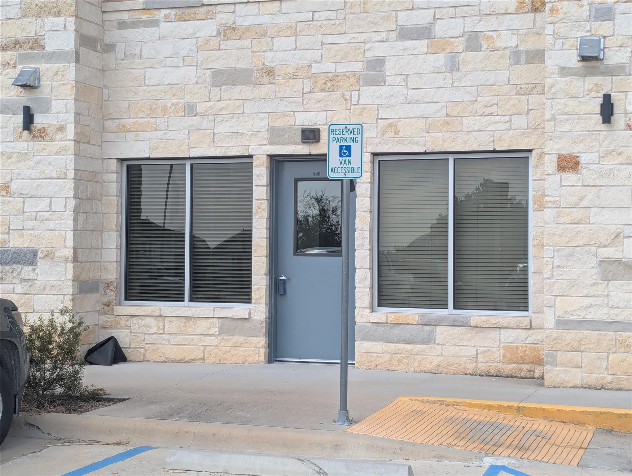 9017 W Sh 29 # 104, Liberty Hill, TX 78642