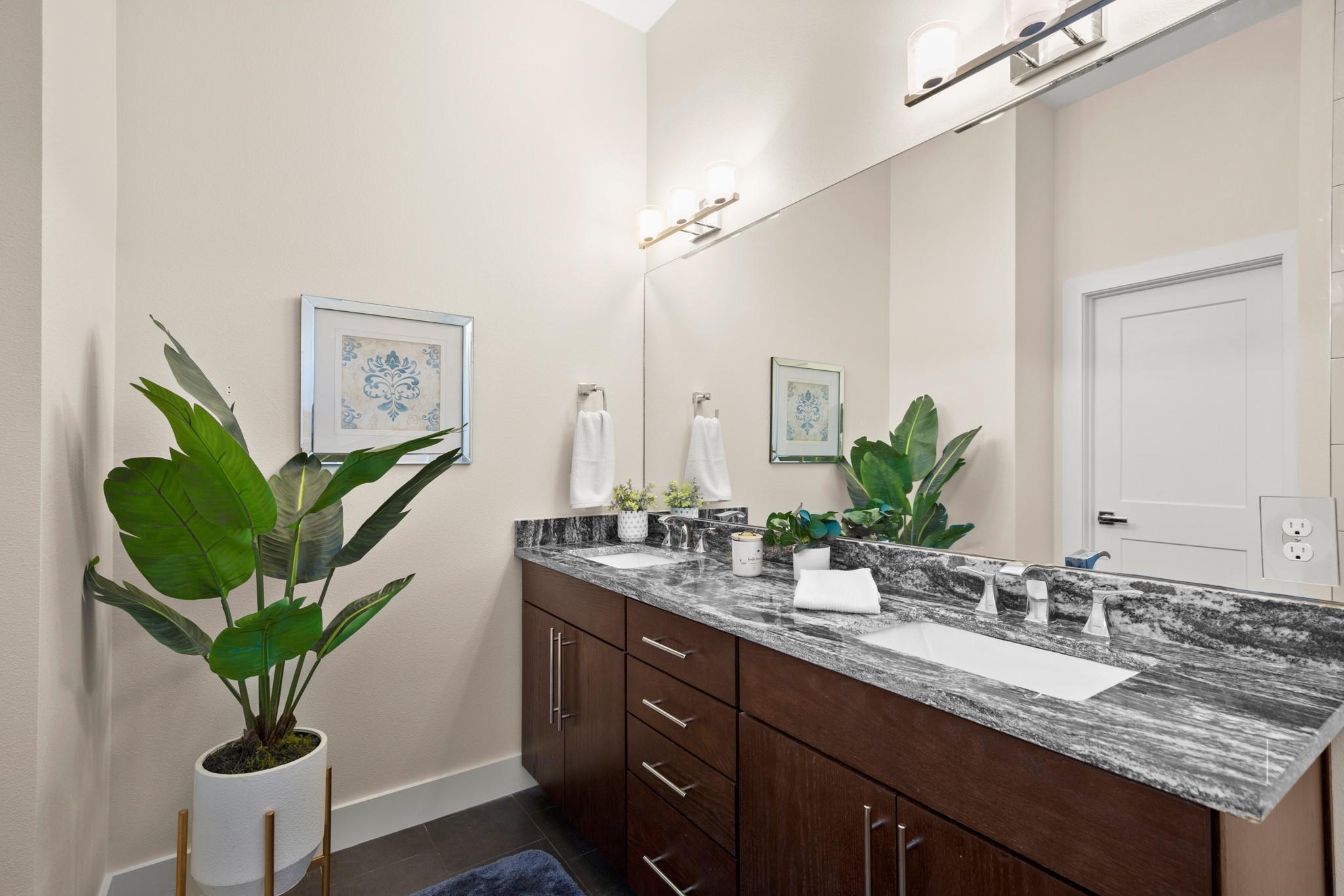 3905 Clawson Rd # 12, Austin, TX 78704