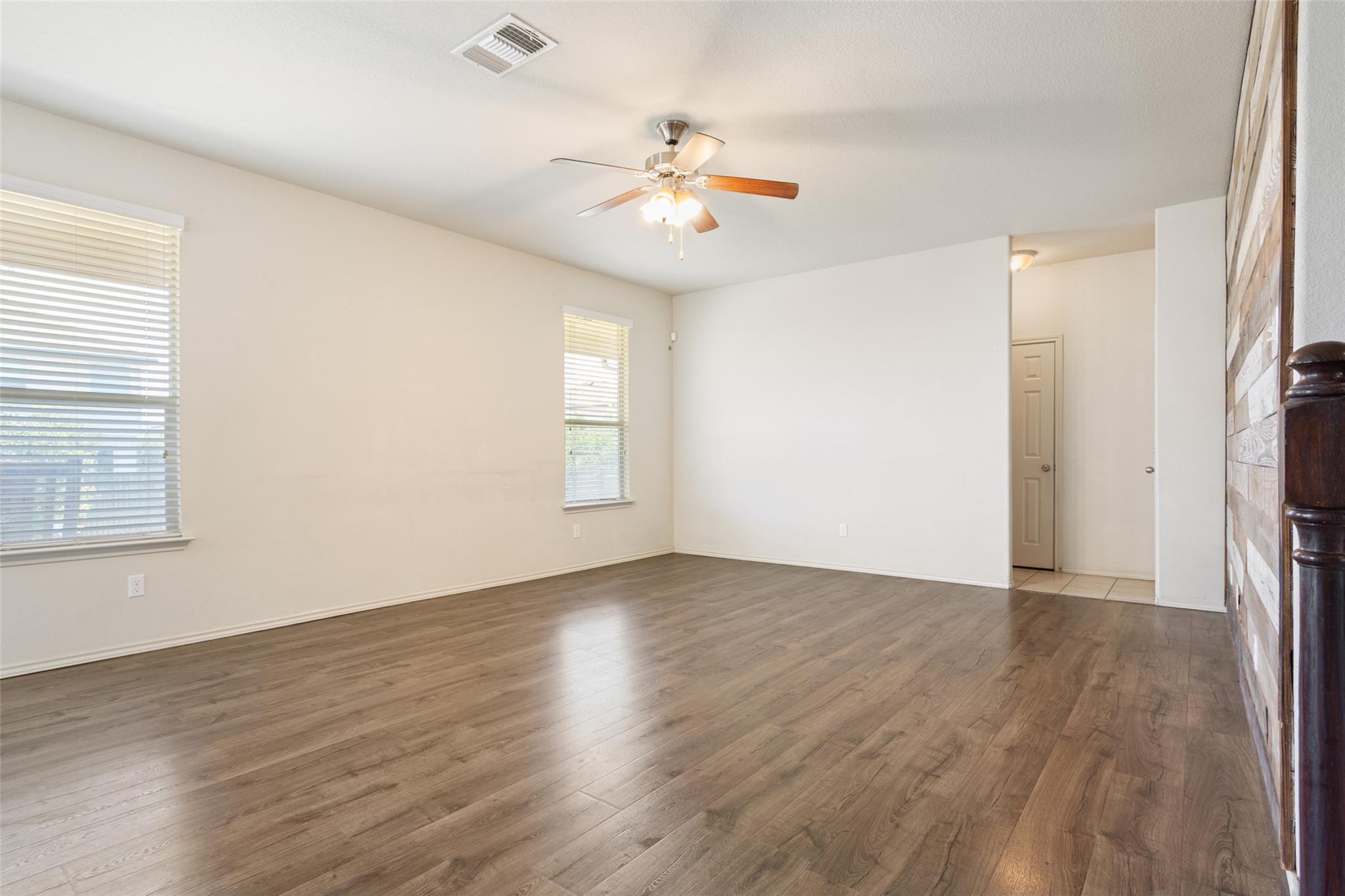 231 Druse Ln, Jarrell, TX 76537