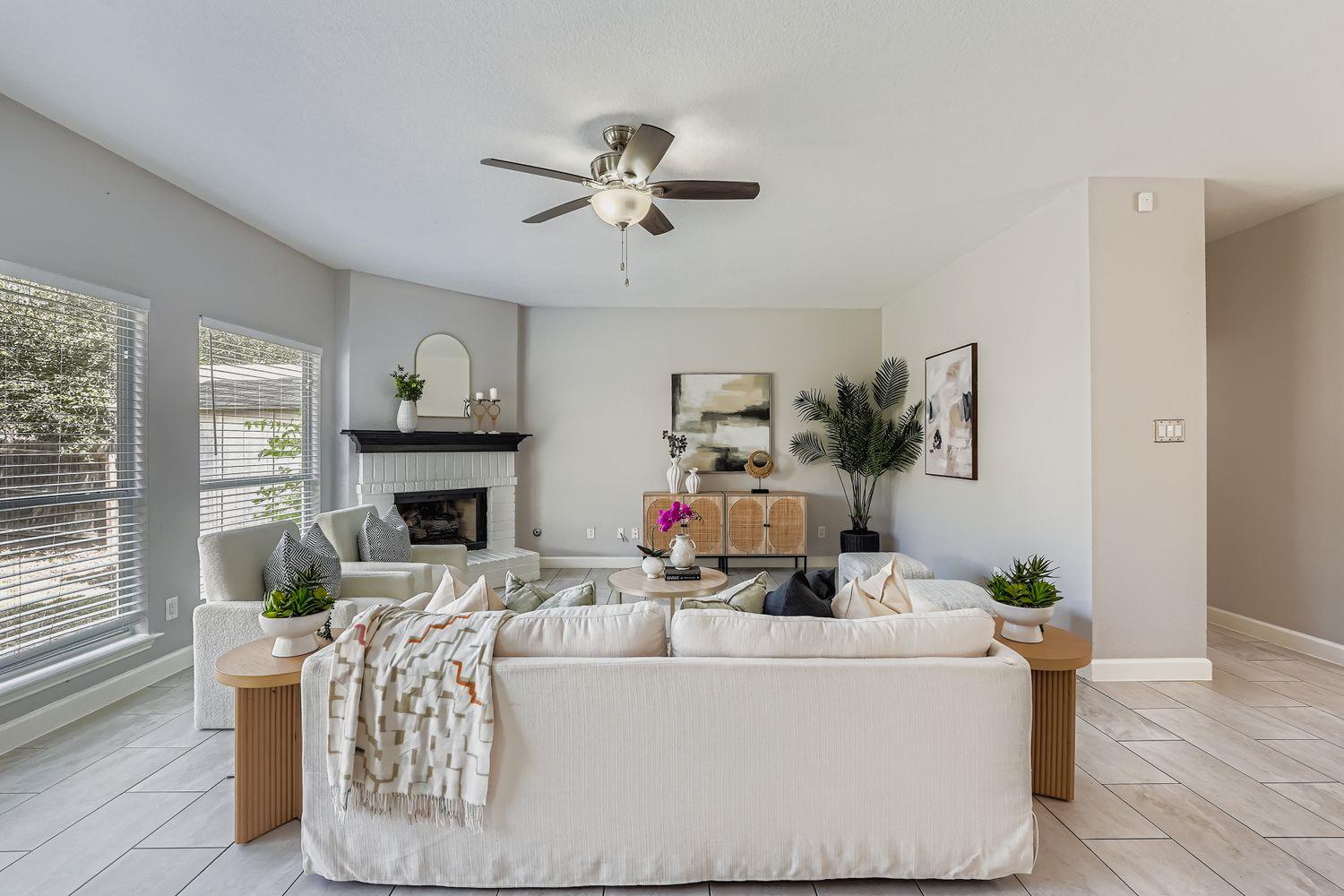 1420 Quicksilver Cir, Round Rock, TX 78665