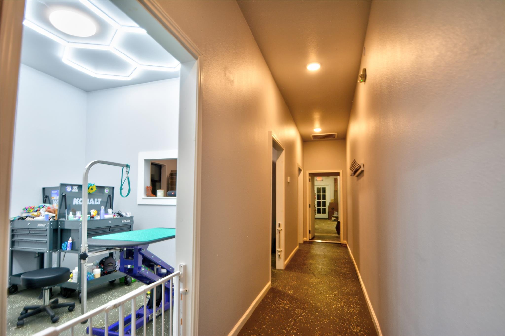 512 Jefferson St, Kerrville, TX 78028