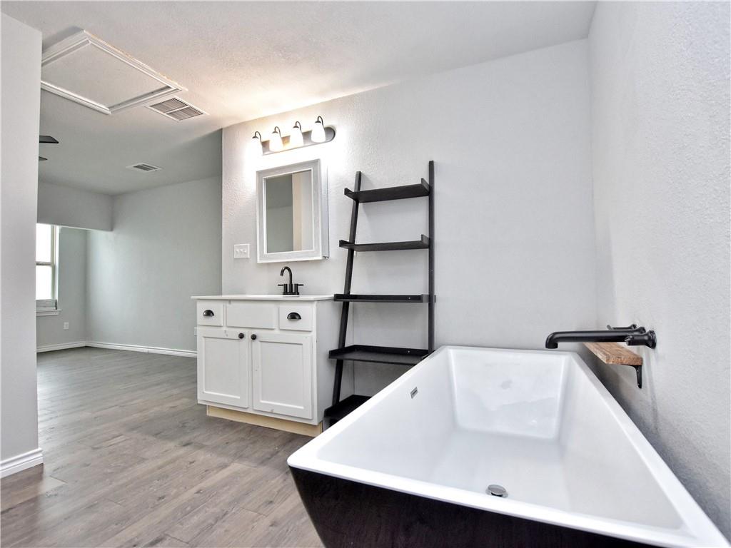 1756 Yaupon Grove Ln, Leander, TX 78641