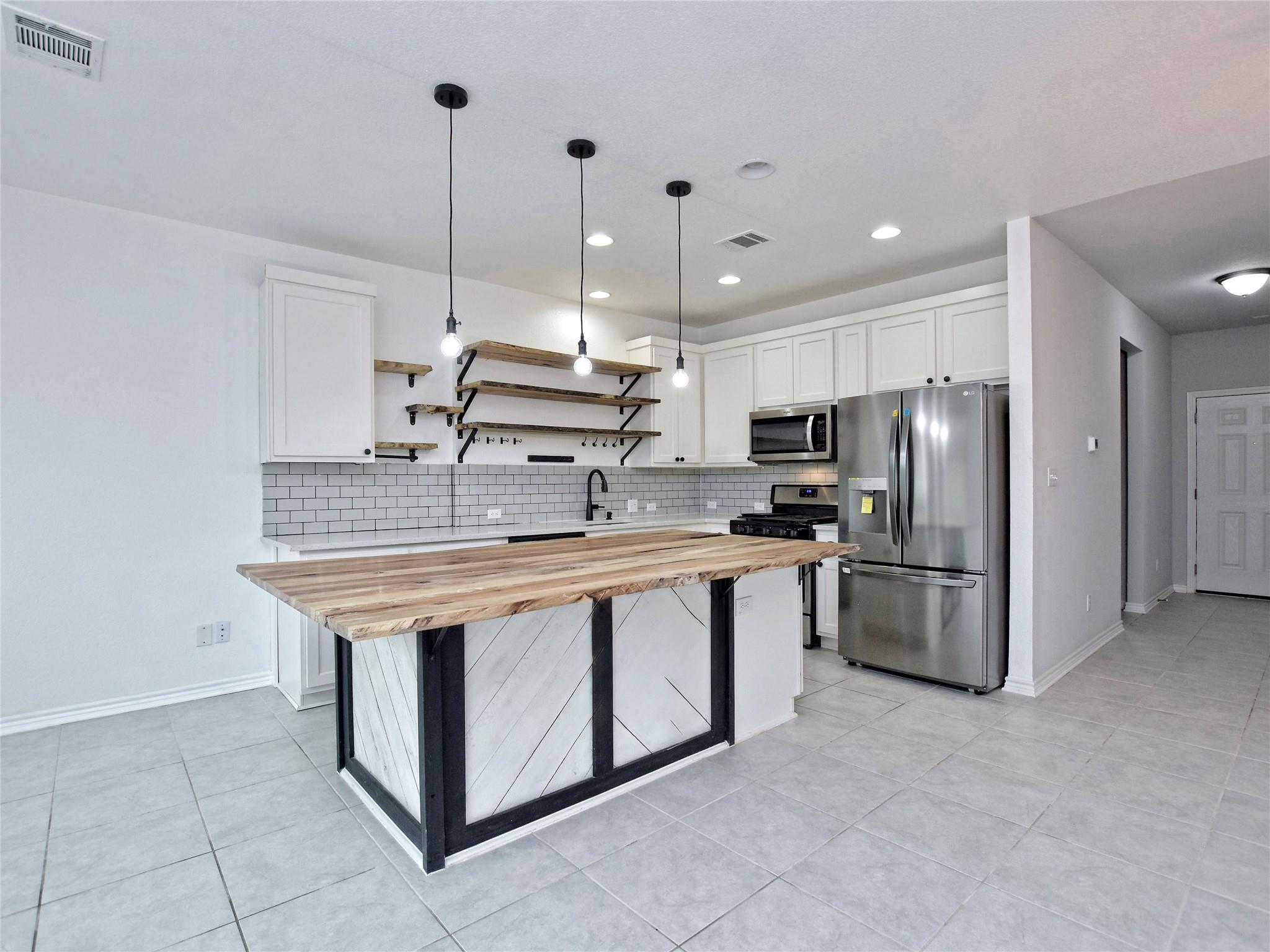 1756 Yaupon Grove Ln, Leander, TX 78641