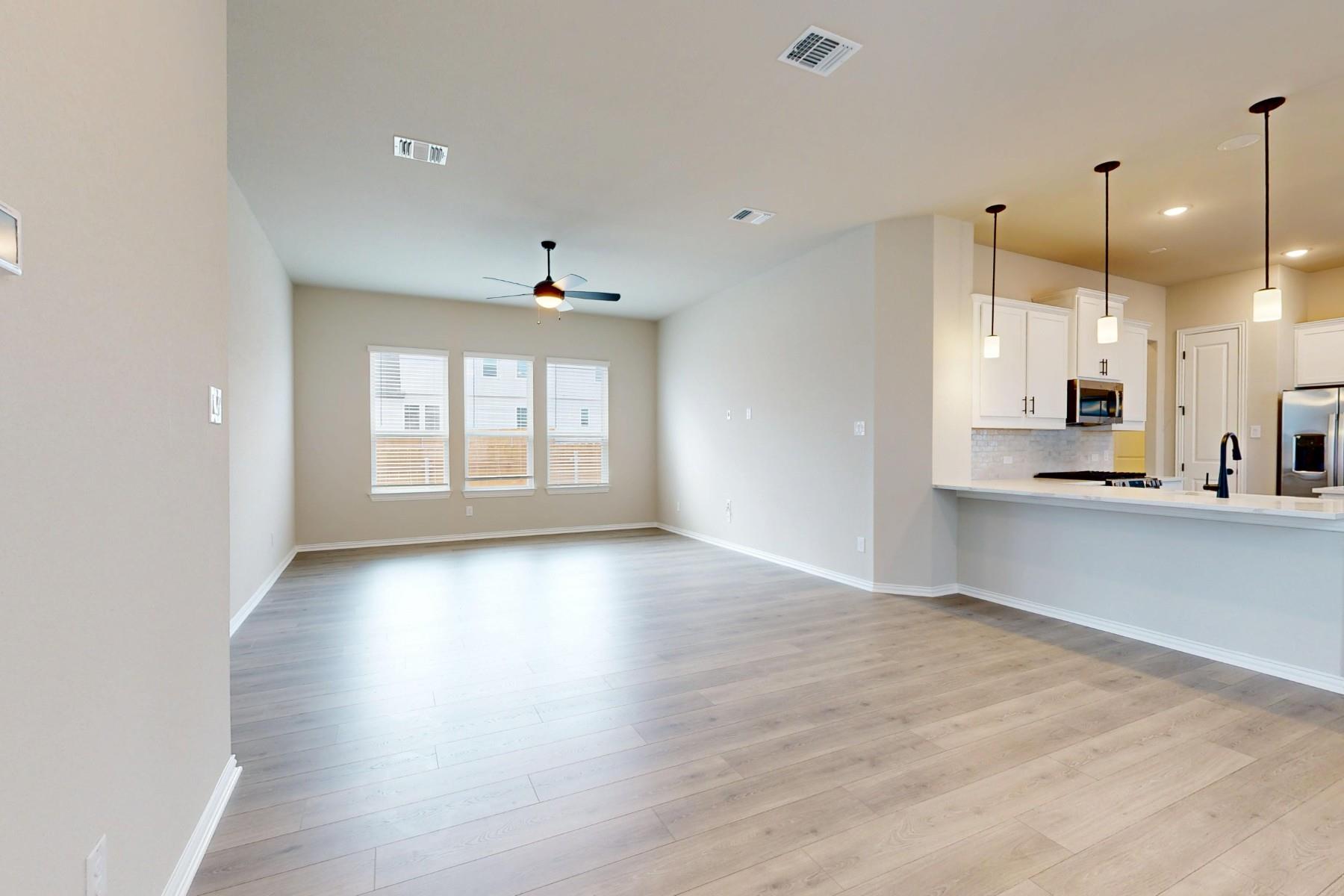 217 Grayson Elm Pass, Dripping Springs, TX 78620