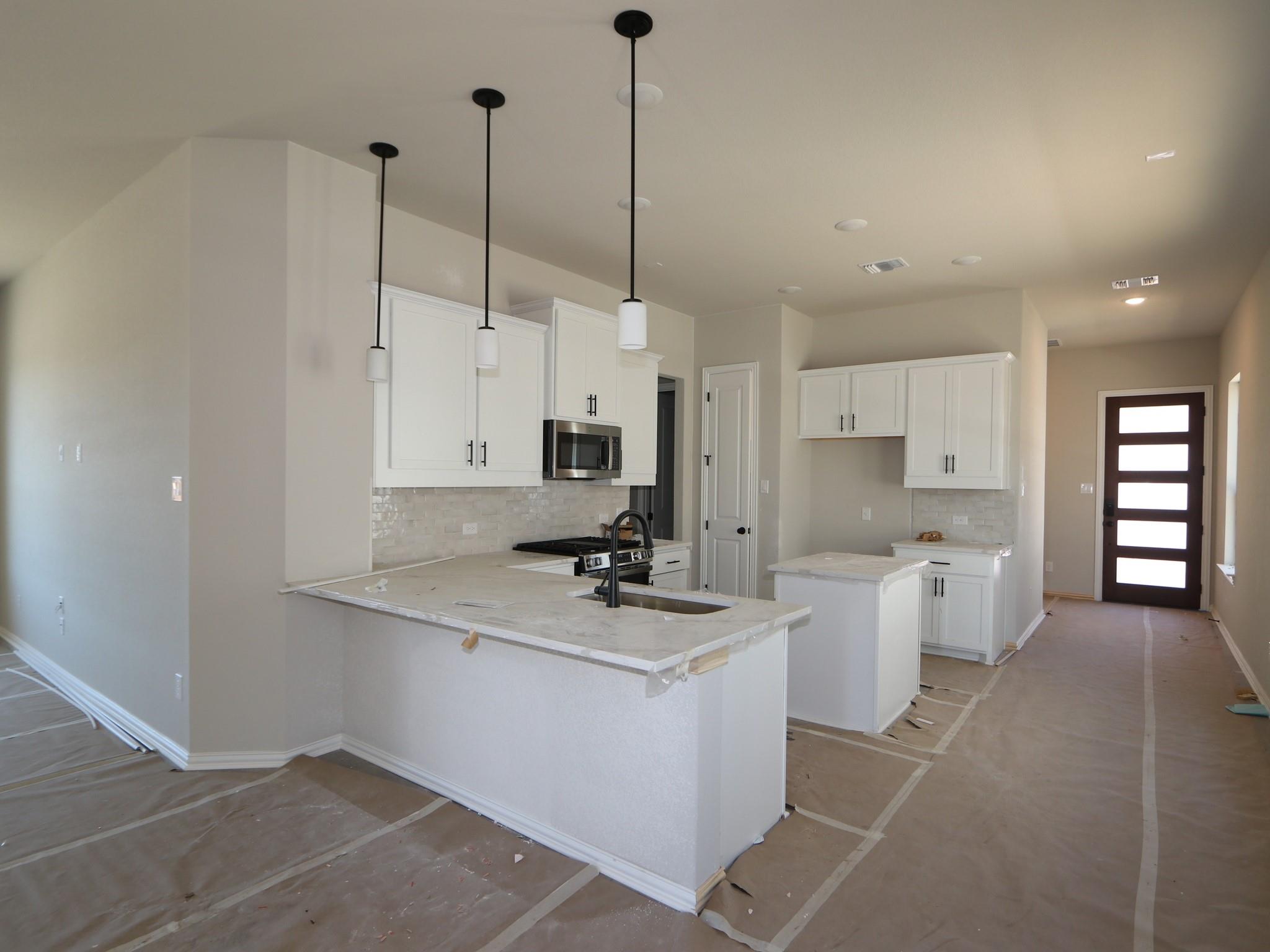 217 Grayson Elm Pass, Dripping Springs, TX 78620