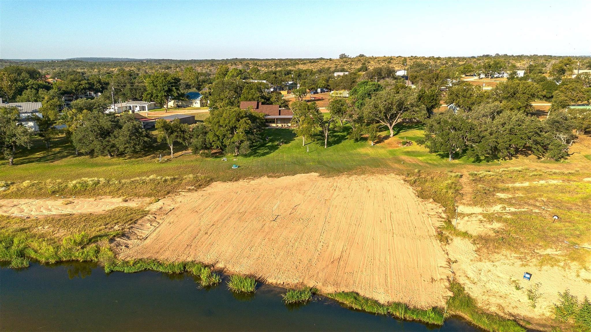 136 Lakeshore Dr, Horseshoe Bay, TX 78657