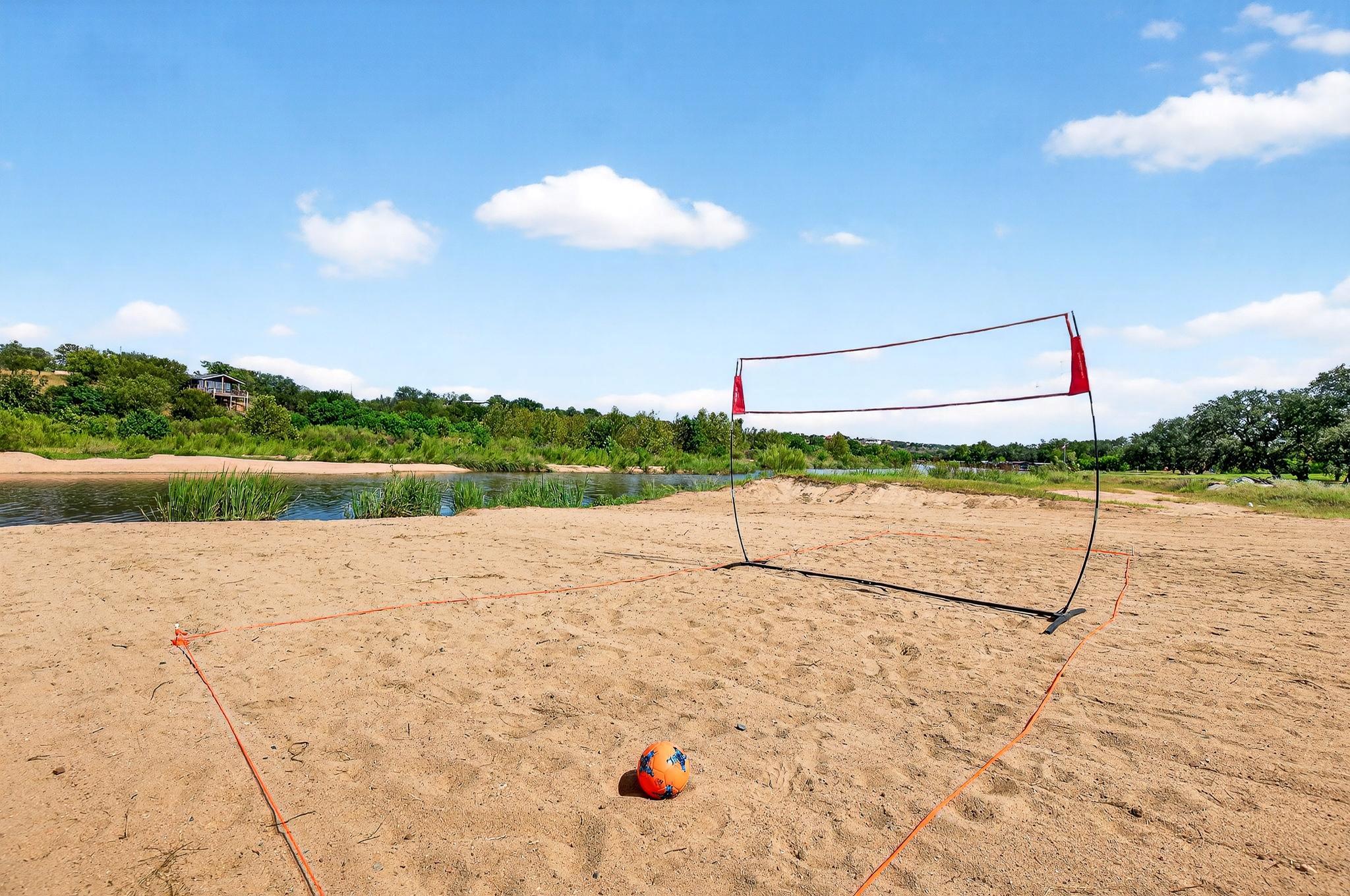 136 Lakeshore Dr, Horseshoe Bay, TX 78657