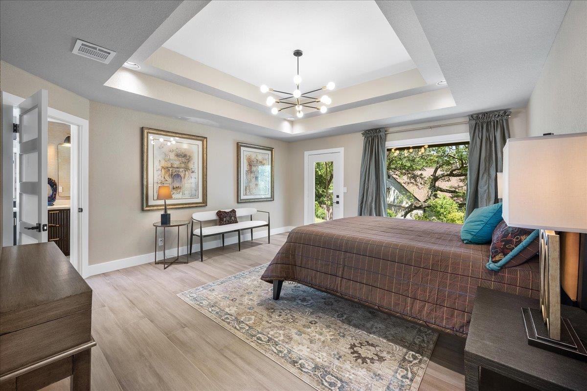 105 Rupen Dr, Lakeway, TX 78734