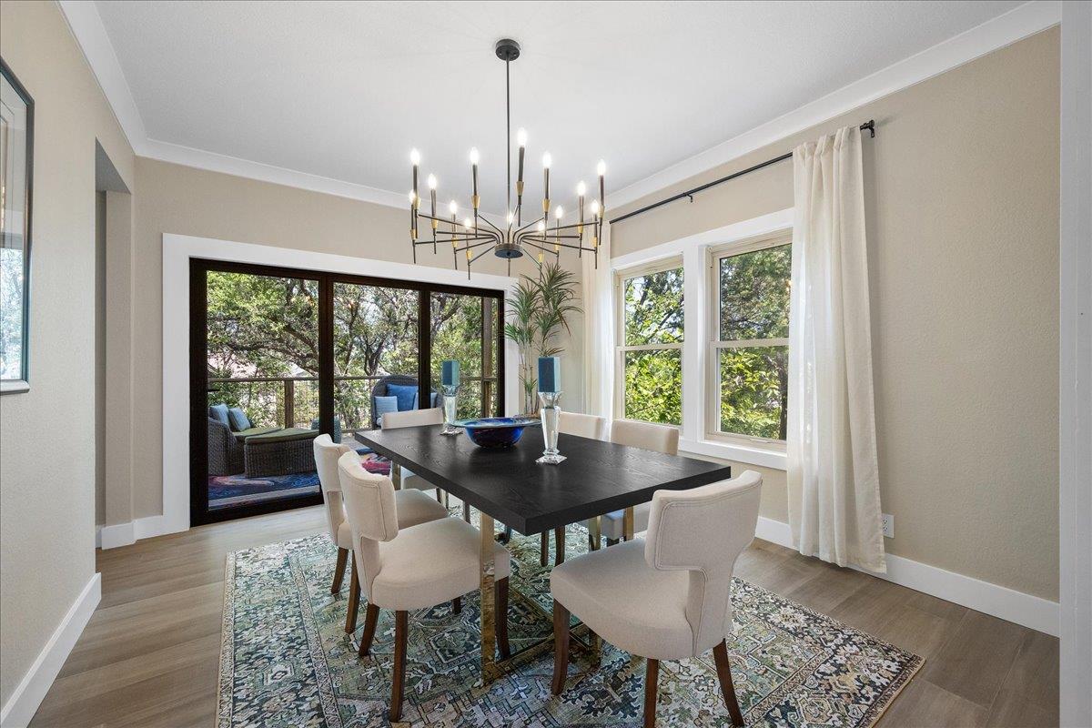 105 Rupen Dr, Lakeway, TX 78734