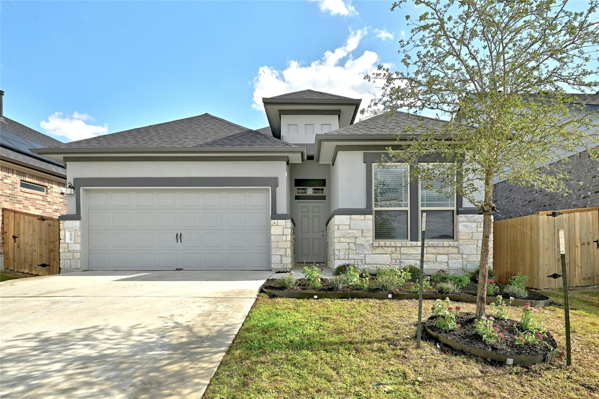 12725 BLOOMINGTON Dr # 129, Austin, TX 78748