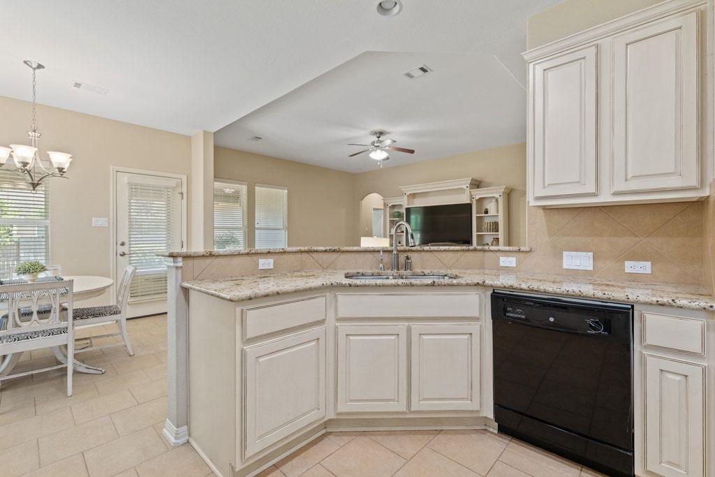 2410 Sweetwater Ln, Cedar Park, TX 78613