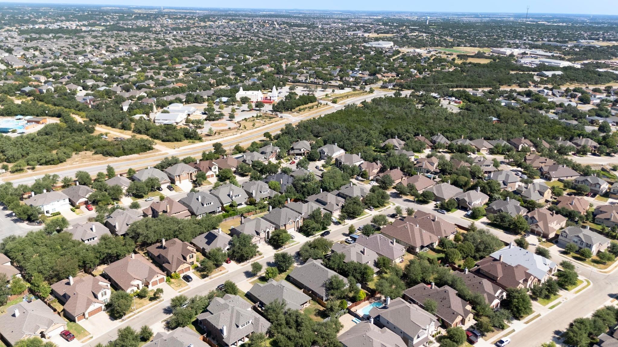 2410 Sweetwater Ln, Cedar Park, TX 78613