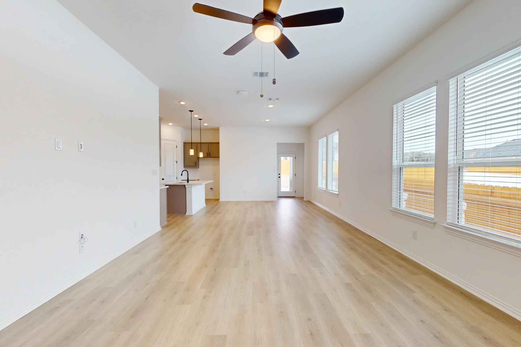 226 Grayson Elm Pass, Dripping Springs, TX 78620