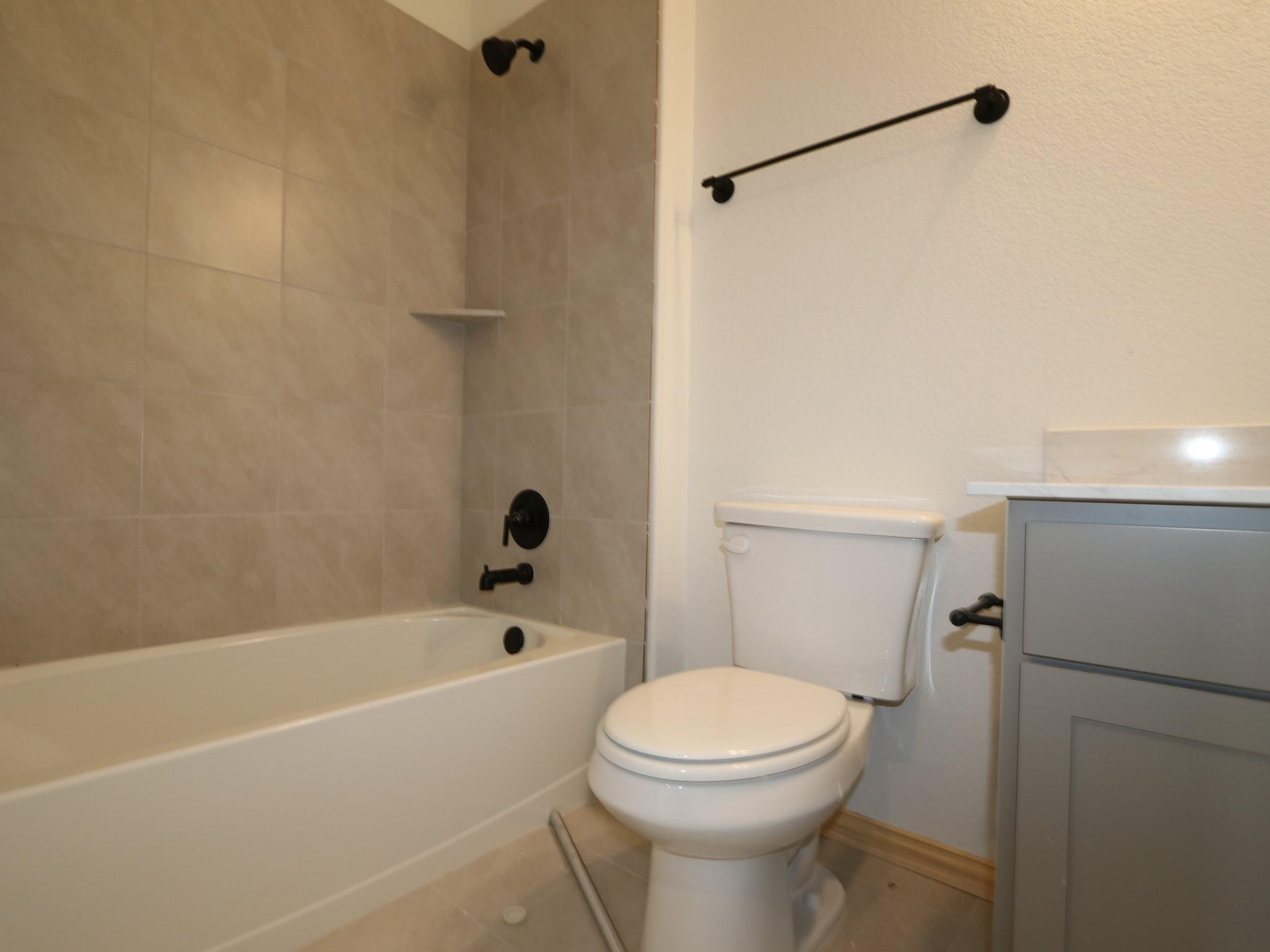 226 Grayson Elm Pass, Dripping Springs, TX 78620