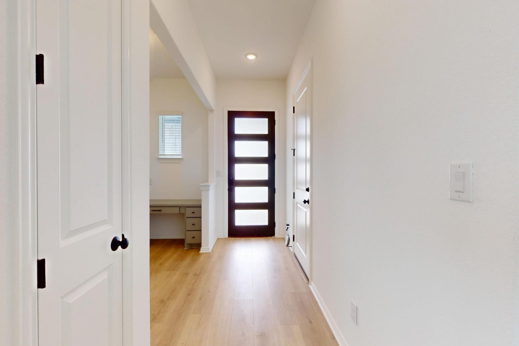 226 Grayson Elm Pass, Dripping Springs, TX 78620