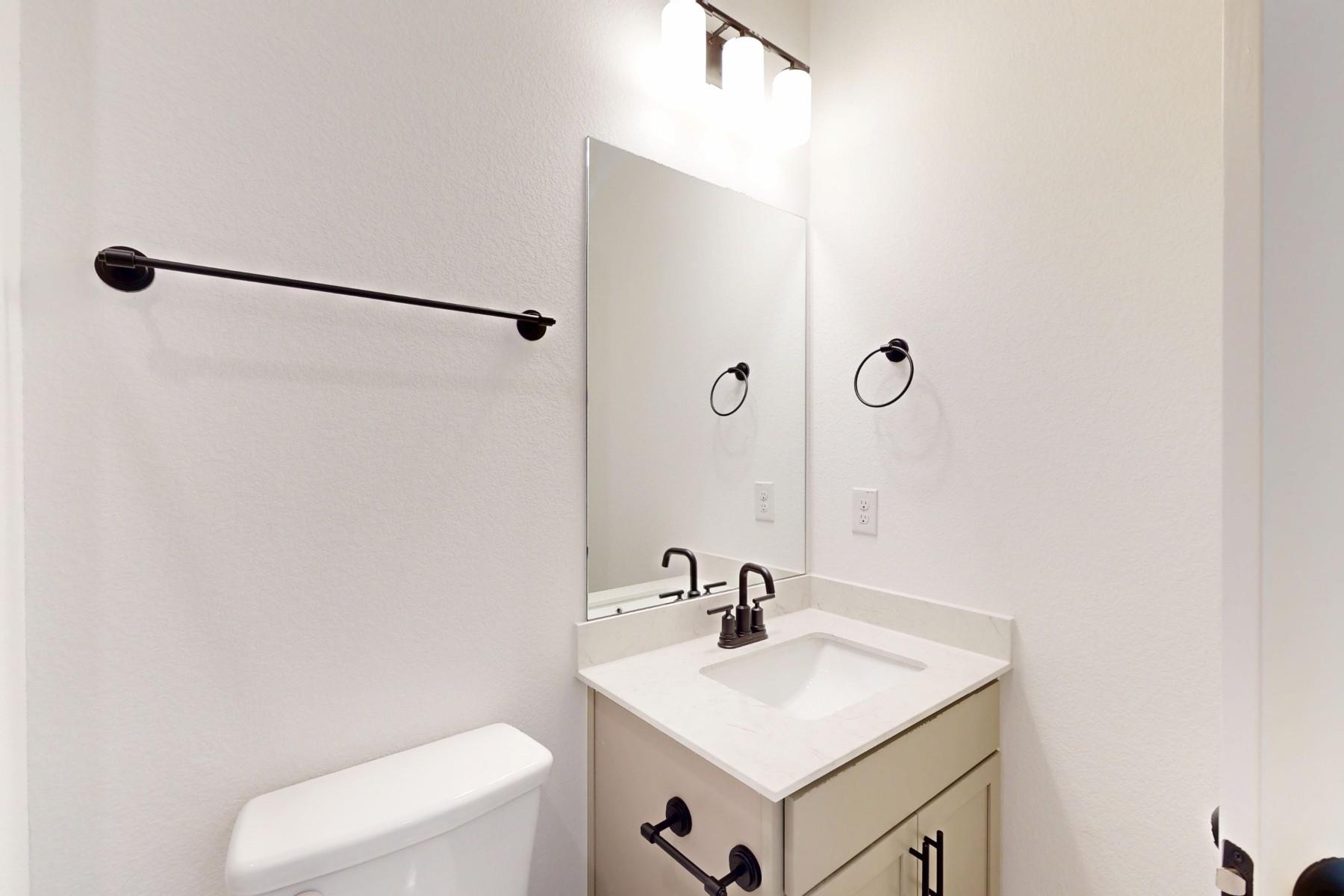 226 Grayson Elm Pass, Dripping Springs, TX 78620