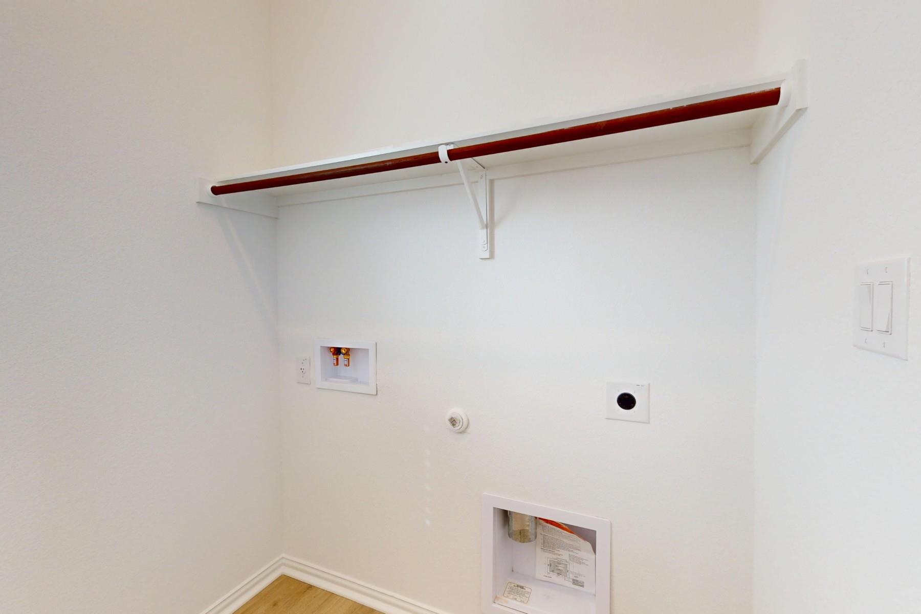 226 Grayson Elm Pass, Dripping Springs, TX 78620