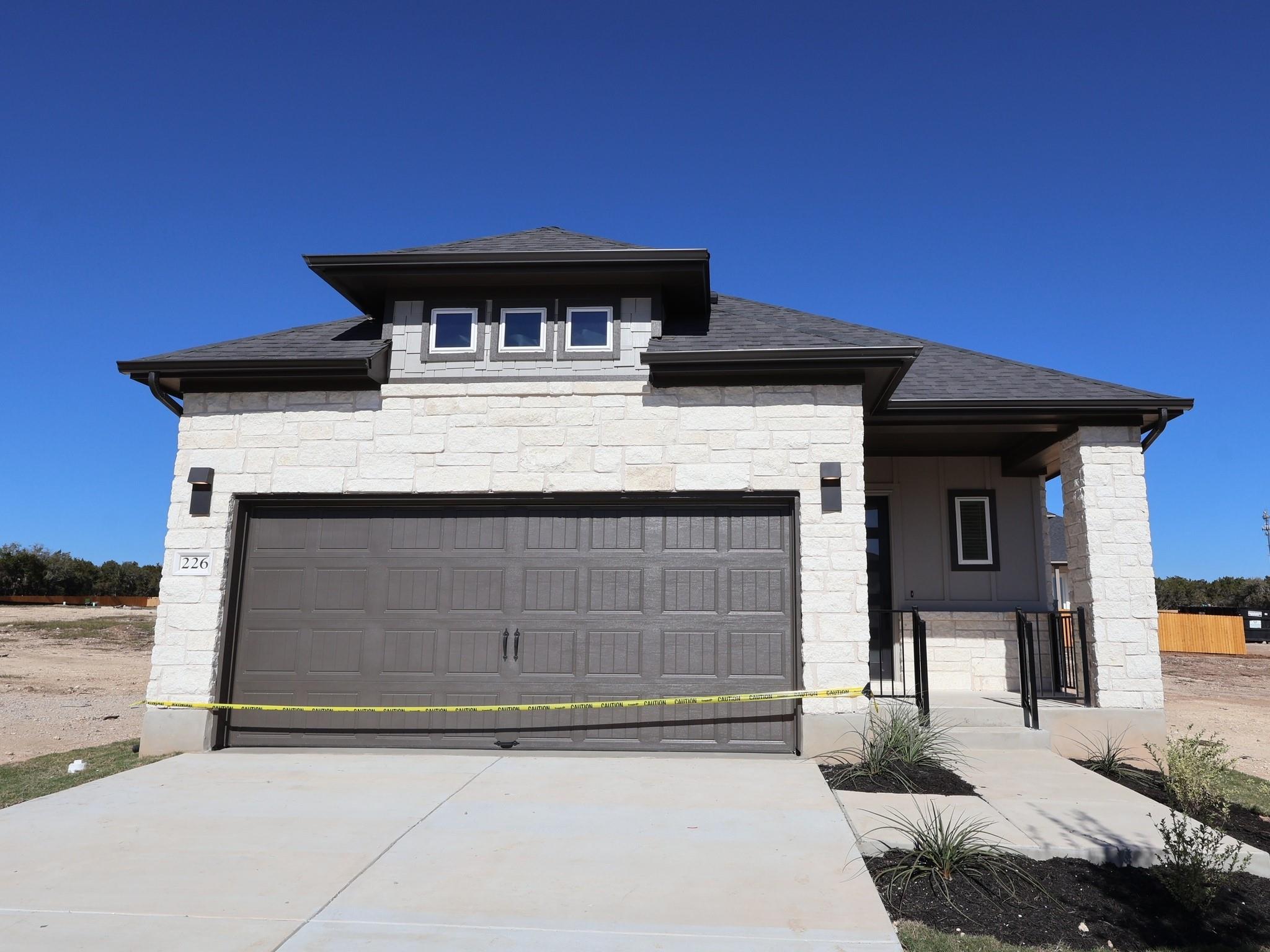 226 Grayson Elm Pass, Dripping Springs, TX 78620