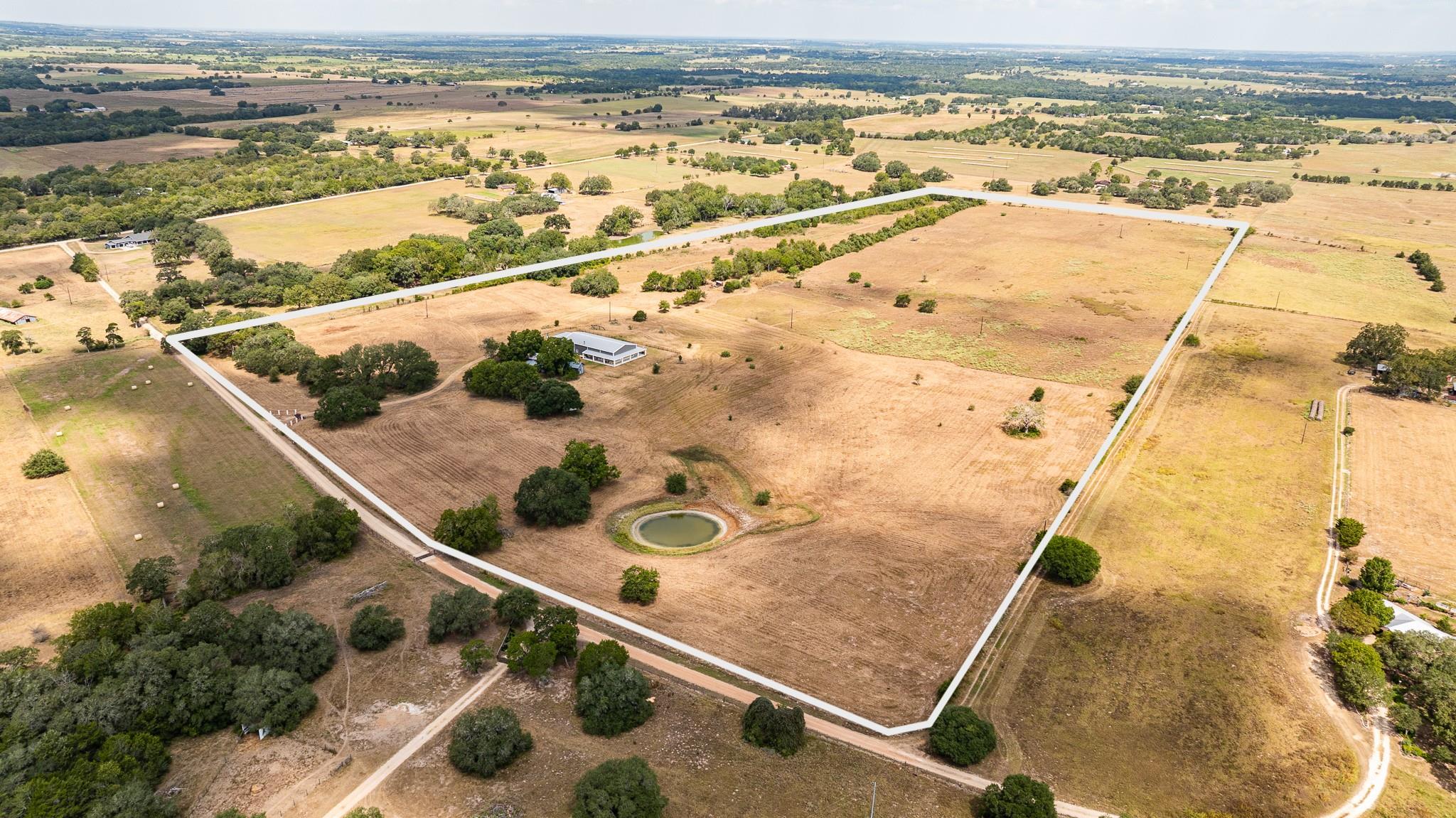 258 Private Road 2006, Schulenburg, TX 78956