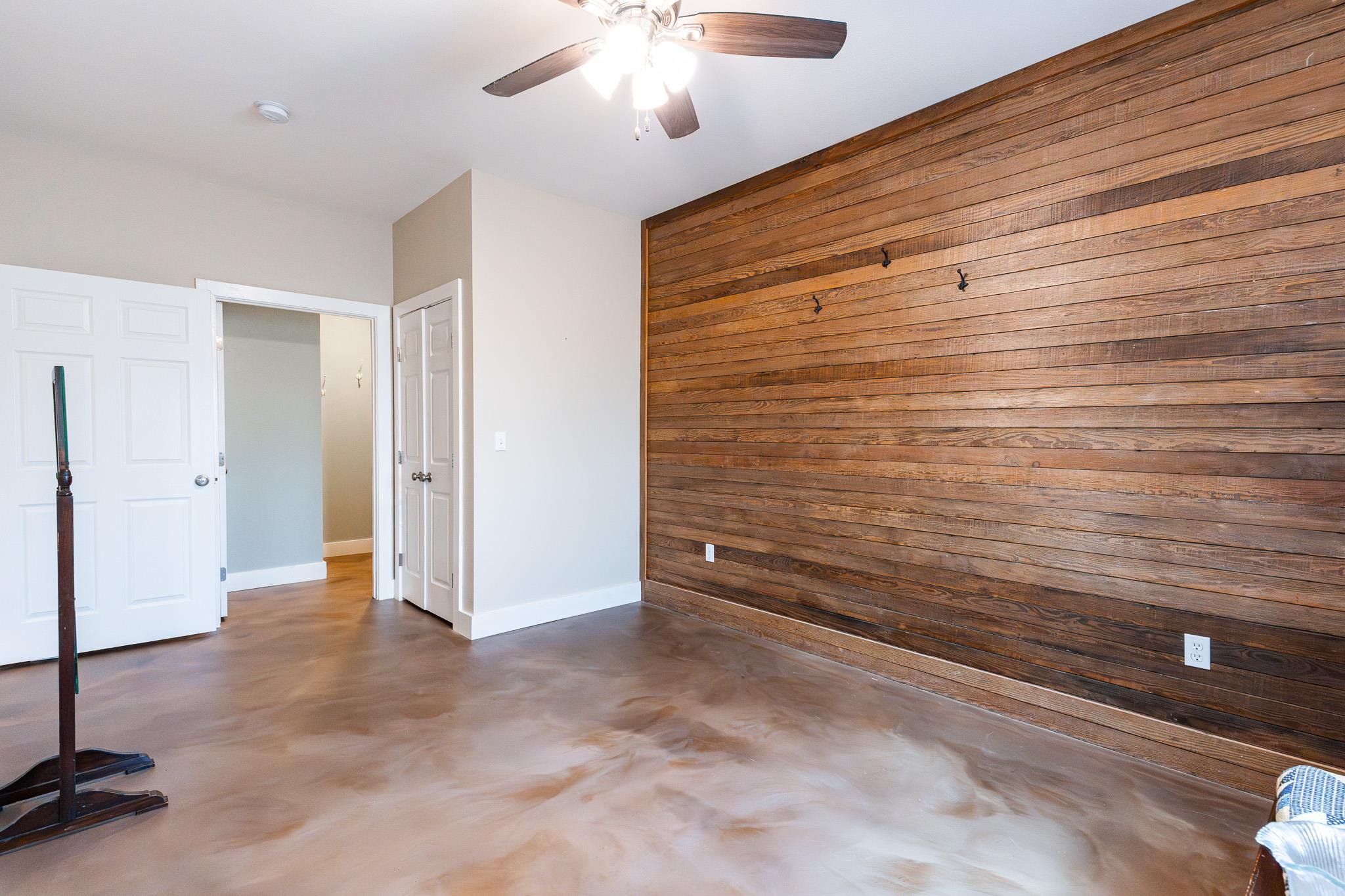 258 Private Road 2006, Schulenburg, TX 78956