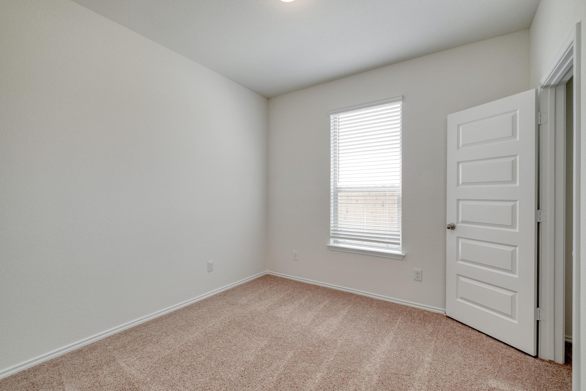 280 Feathers St, Jarrell, TX 76537