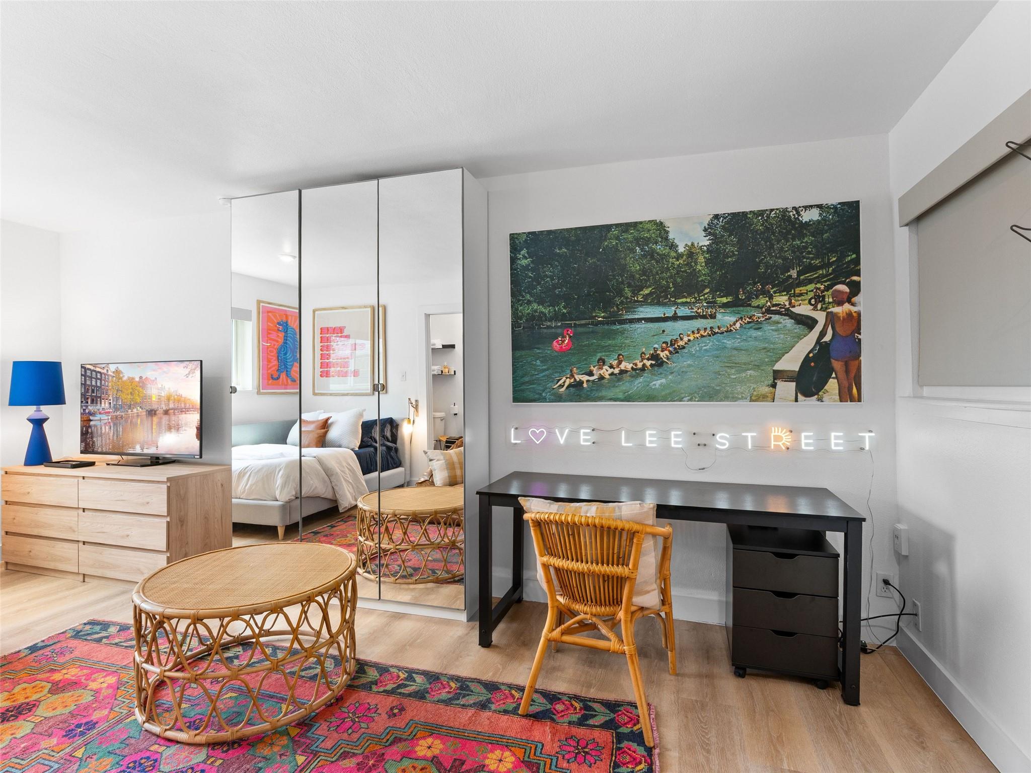 1111 W 10th St # 206, Austin, TX 78703