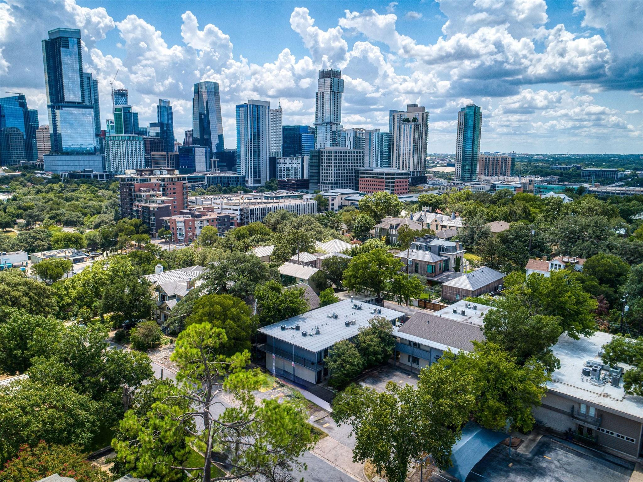 1111 W 10th St # 206, Austin, TX 78703