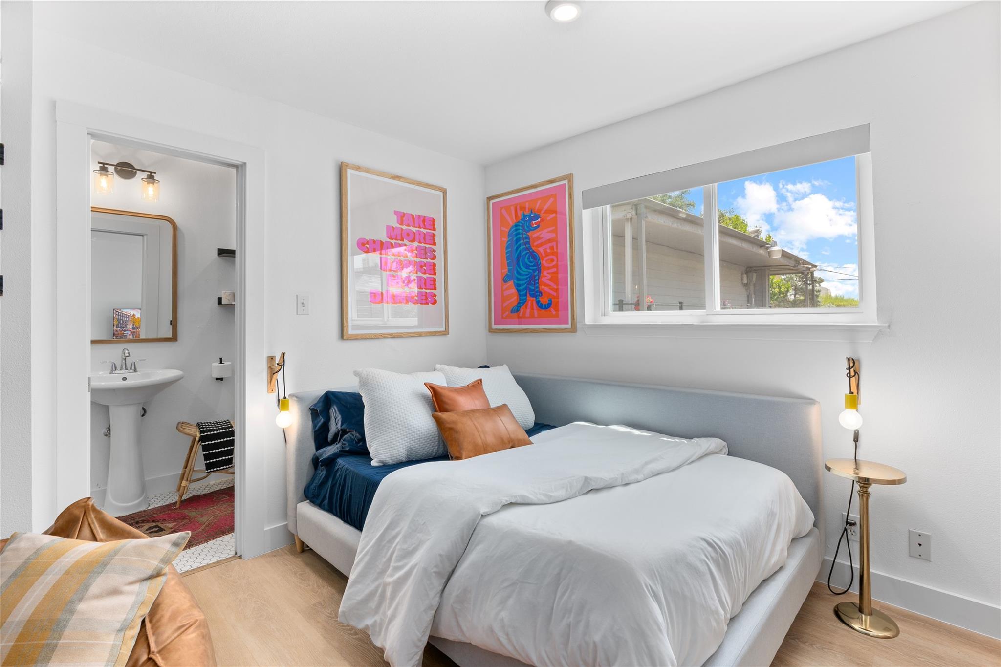 1111 W 10th St # 206, Austin, TX 78703