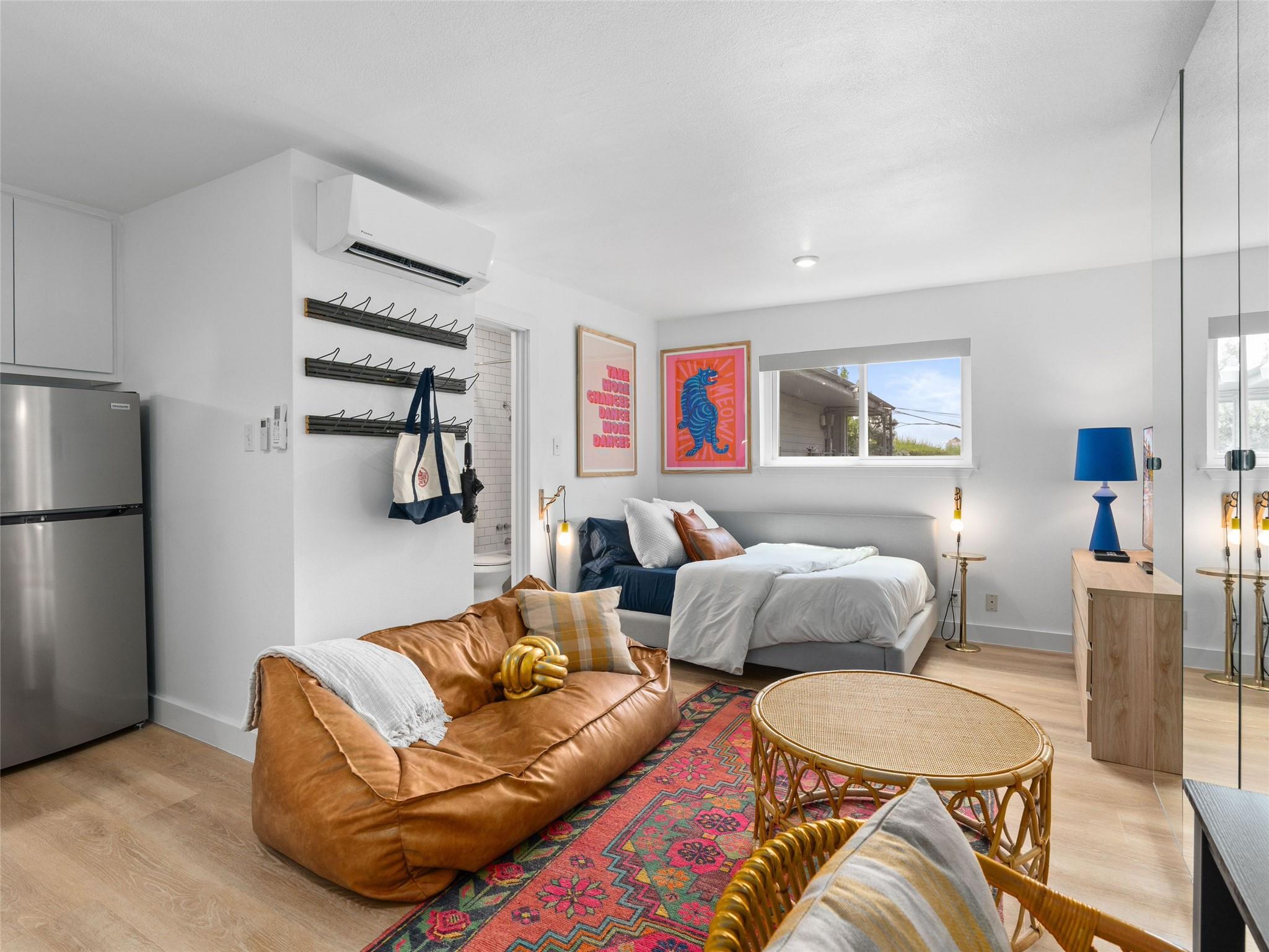 1111 W 10th St # 206, Austin, TX 78703