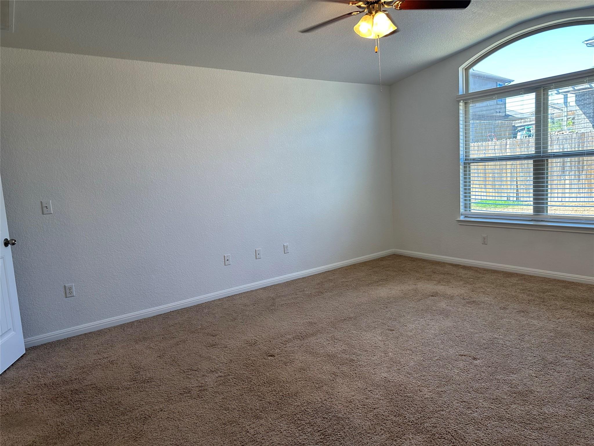 917 Canvasback Creek Dr, Leander, TX 78641