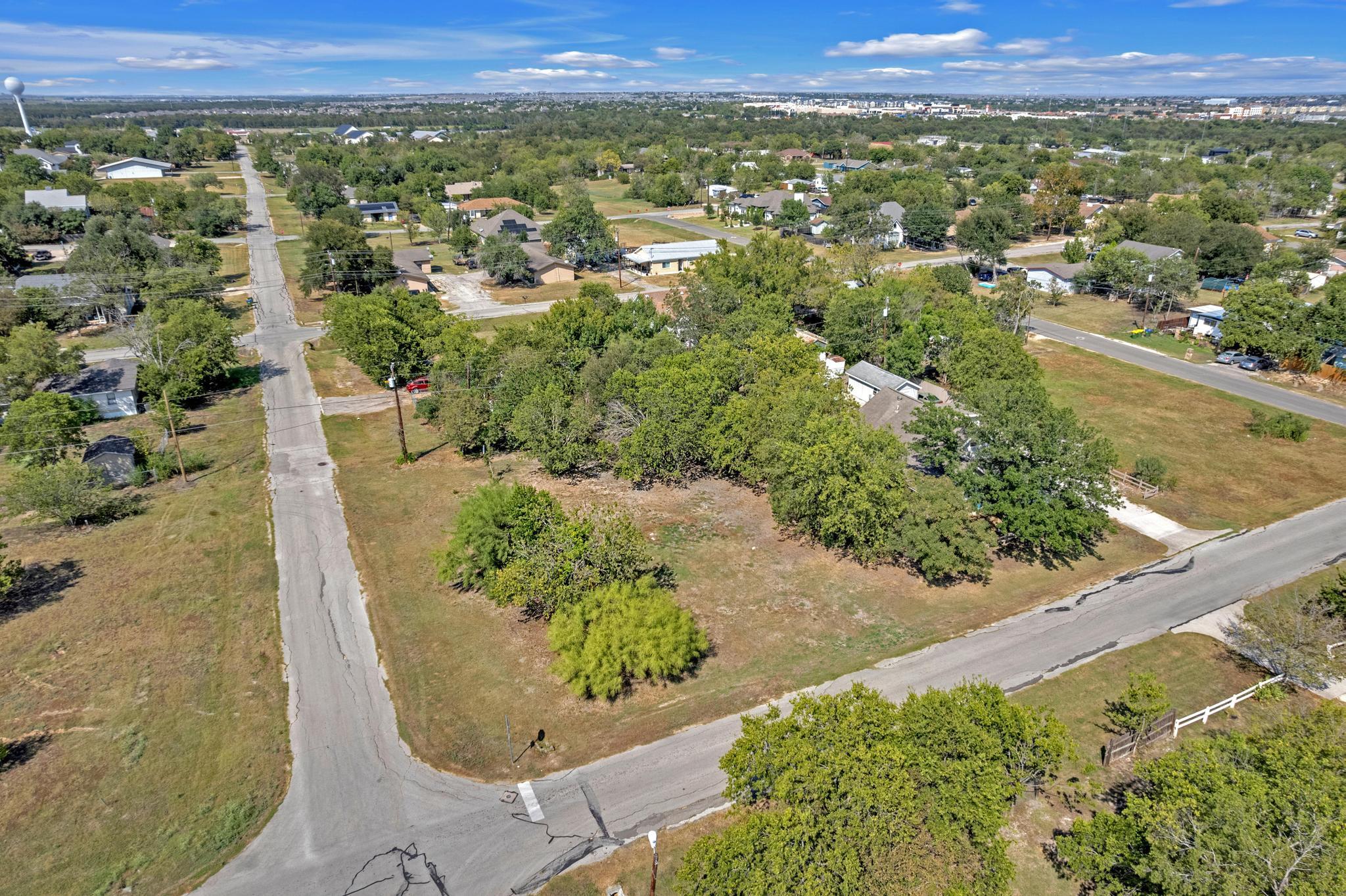 301 E Boyce St, Manor, TX 78653