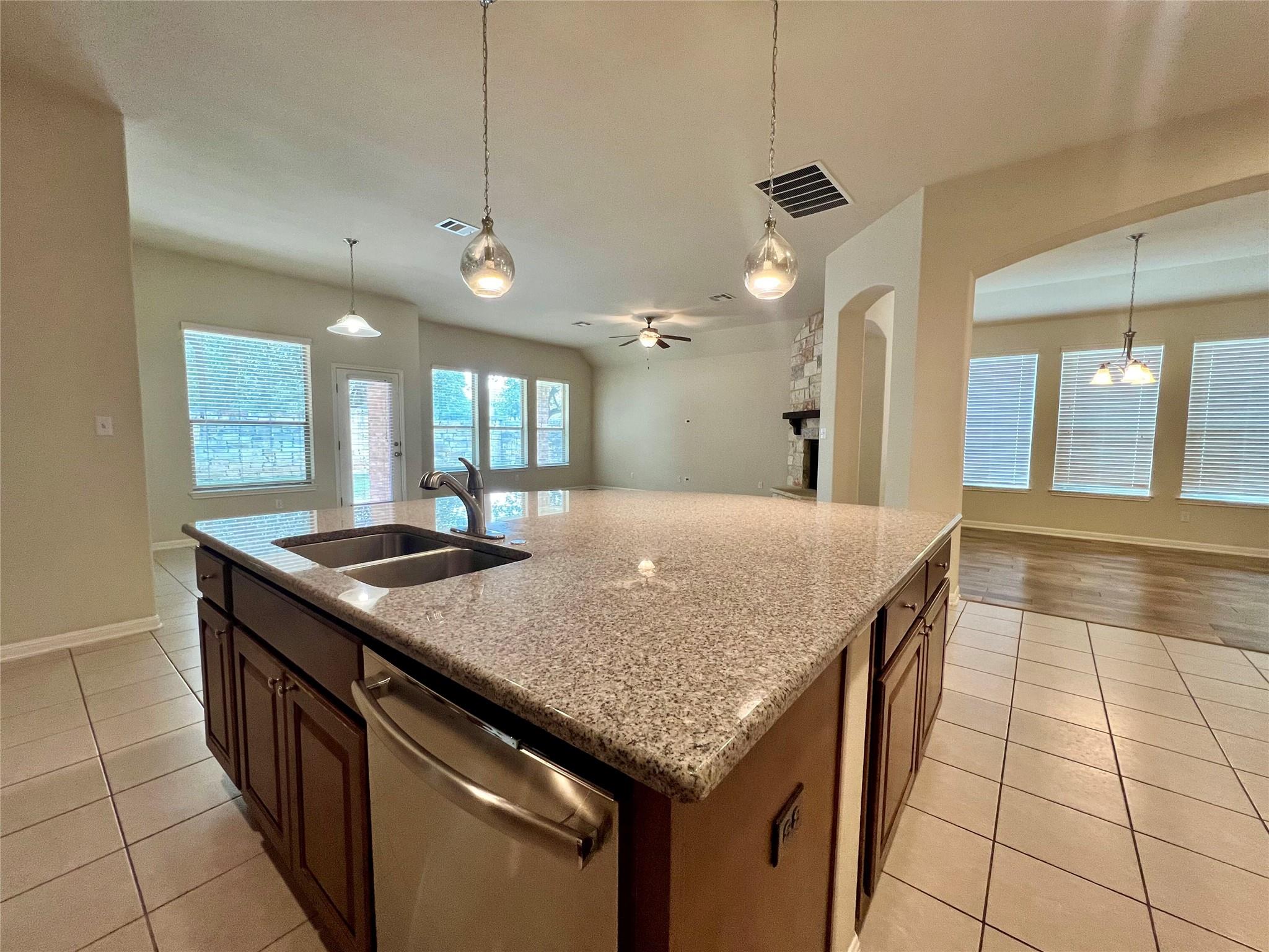 2644 Hilltop Divide Ln, Leander, TX 78641