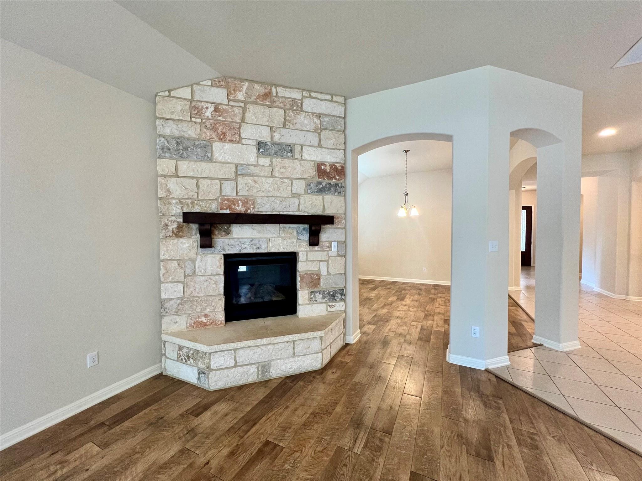 2644 Hilltop Divide Ln, Leander, TX 78641