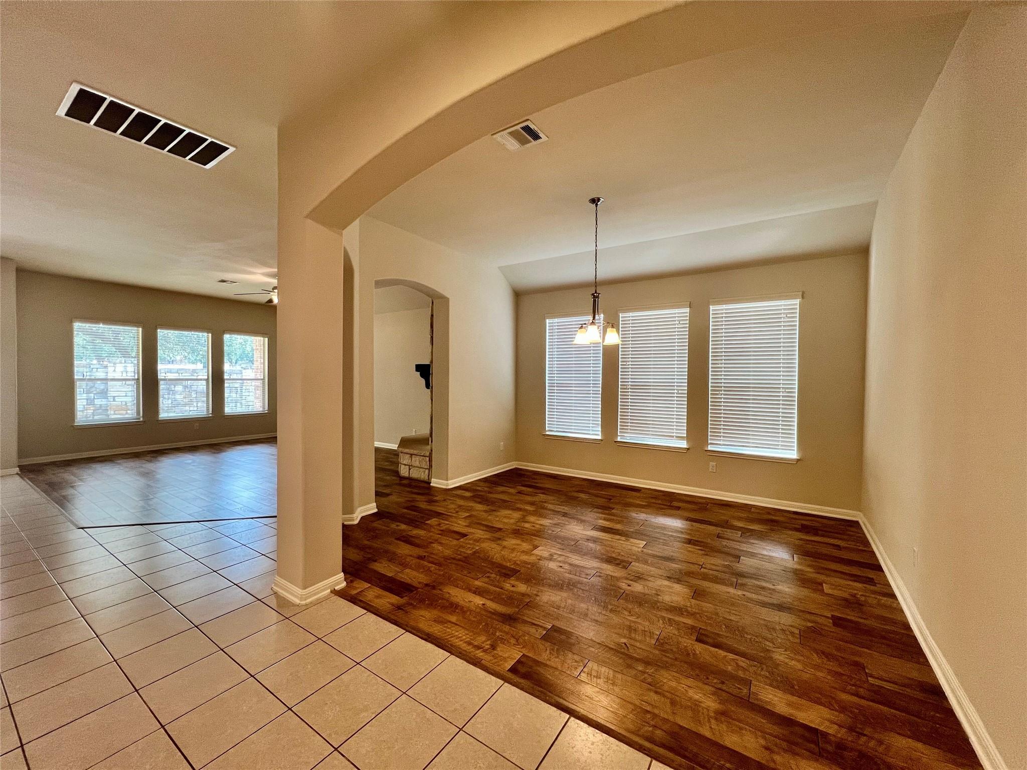 2644 Hilltop Divide Ln, Leander, TX 78641