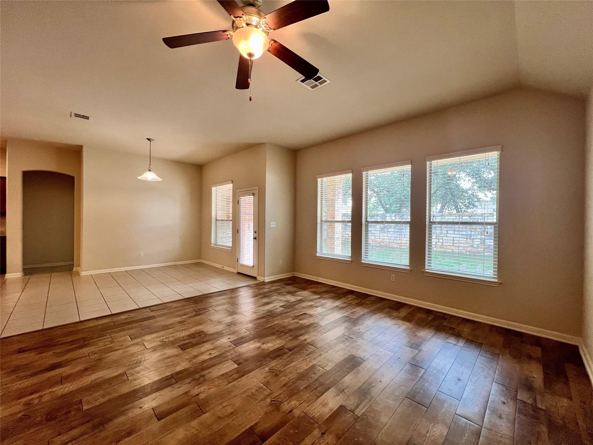 2644 Hilltop Divide Ln, Leander, TX 78641