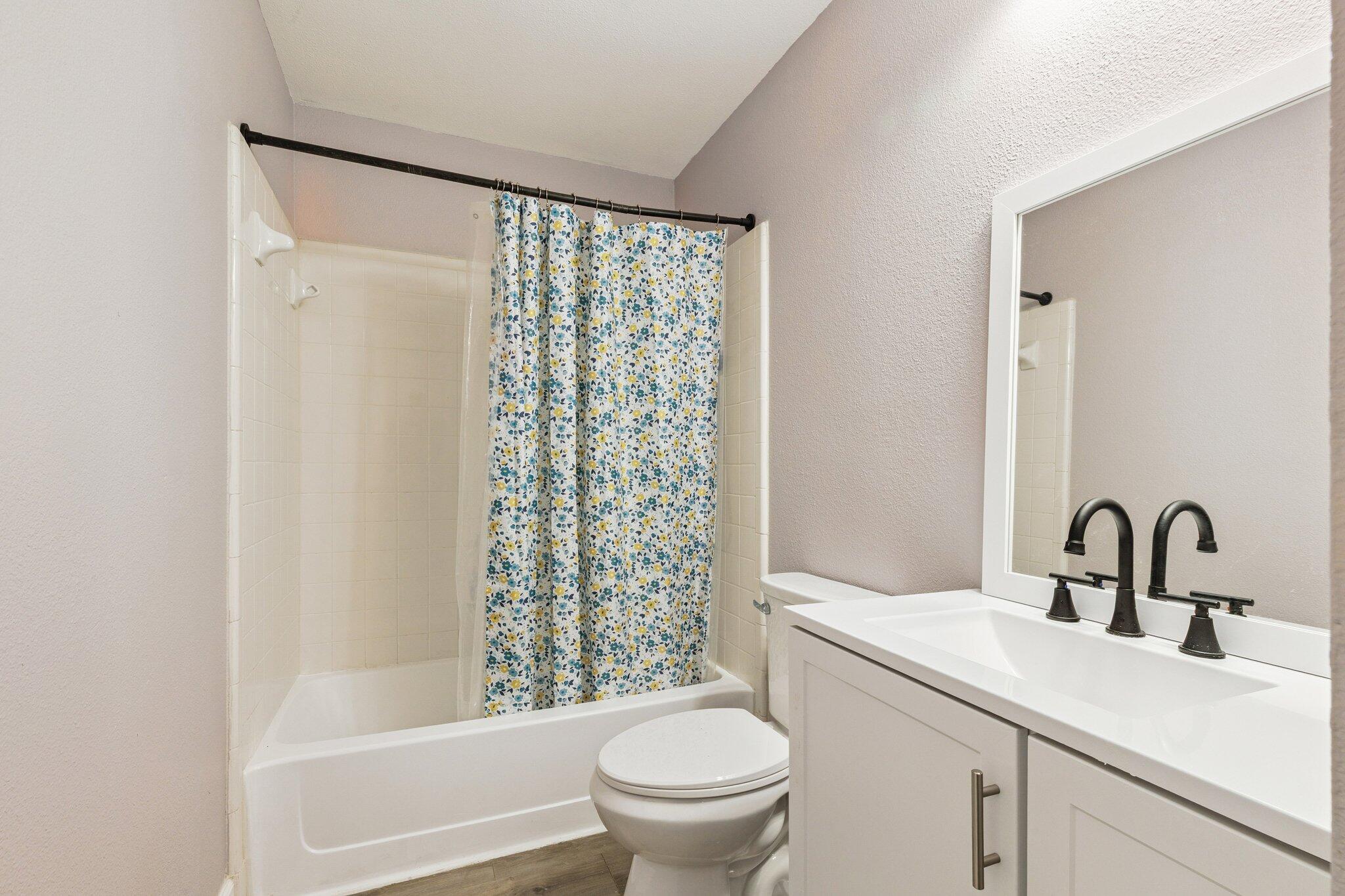 11717 Railton Dr, Del Valle, TX 78617