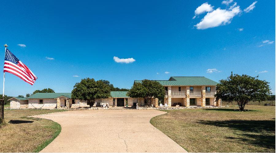 3550 County Road 245, Florence, TX 76527