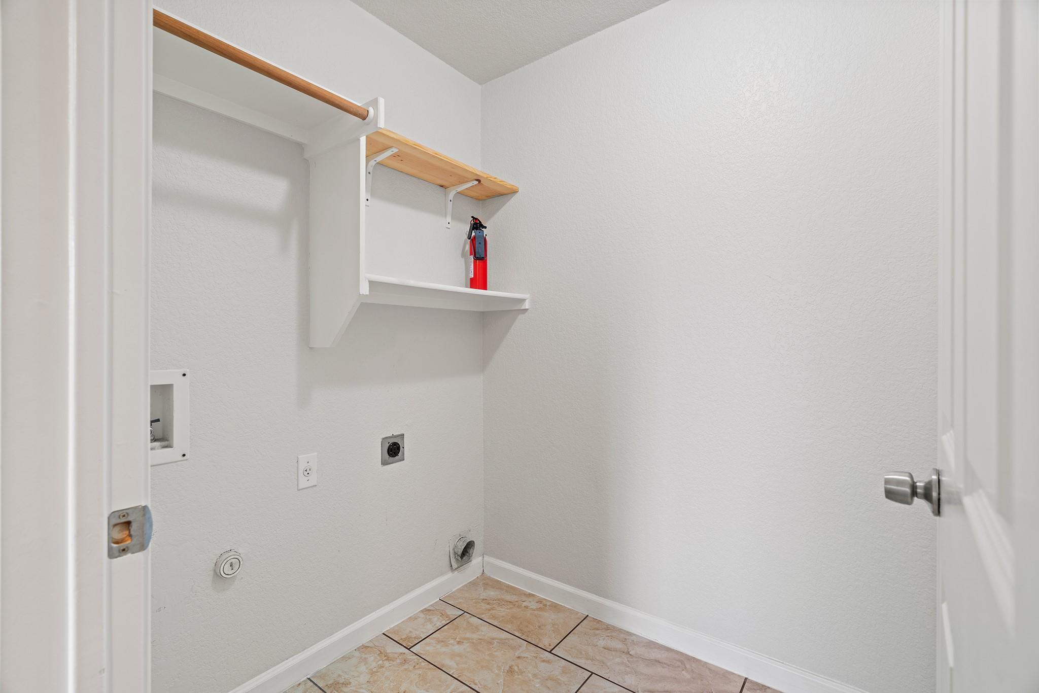 5639 Taylorcrest Dr, Austin, TX 78749