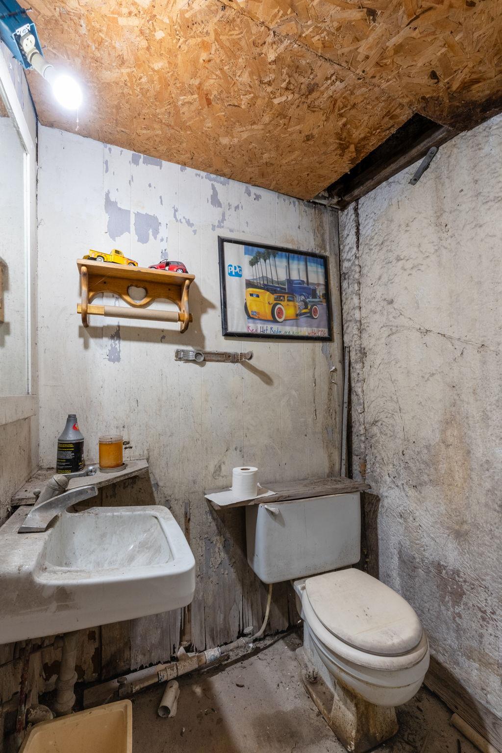 3 st St S # 5, Lometa, TX 76853