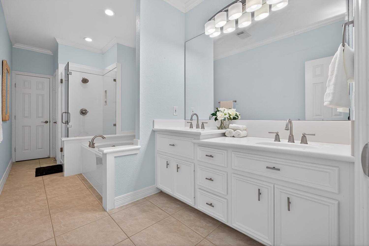 20911 W Sand Hill Dr, Galveston, TX 77554